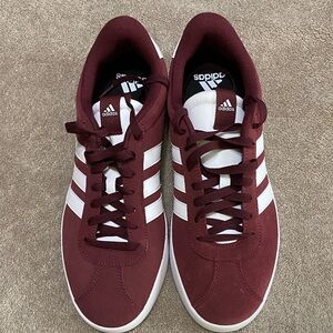 ADIDAS Men's Burgundy Sneakers with White Stripes